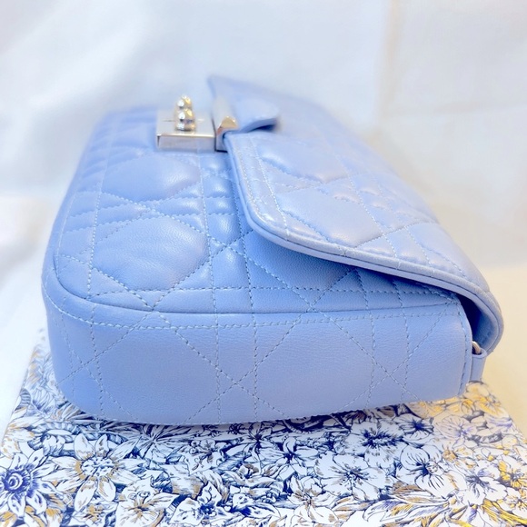 DIOR Crossbody Bag in Light Blue Cannage Lambskin Authentic Christian Dior - Picture 4 of 15